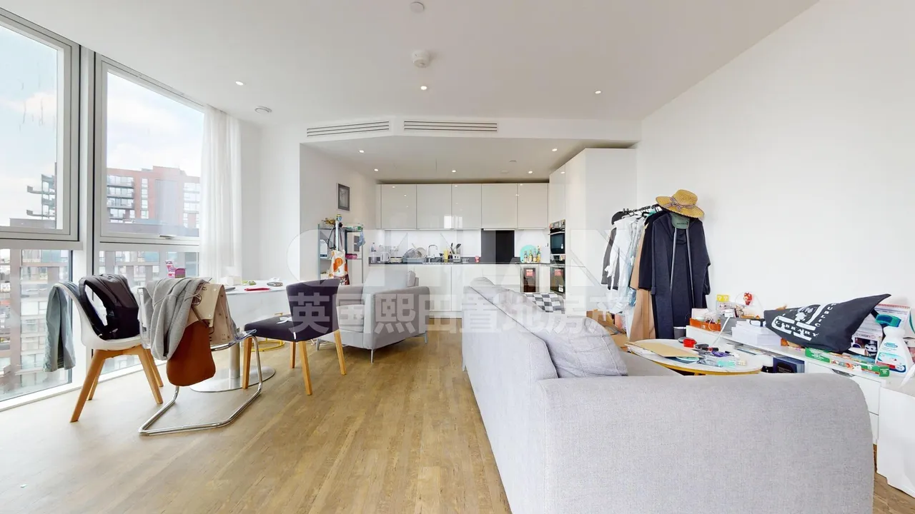 Wandsworth Road, Nine Elms, SW8, photo 6