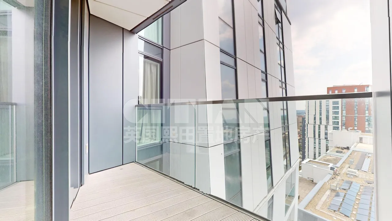 Wandsworth Road, Nine Elms, SW8, photo 18