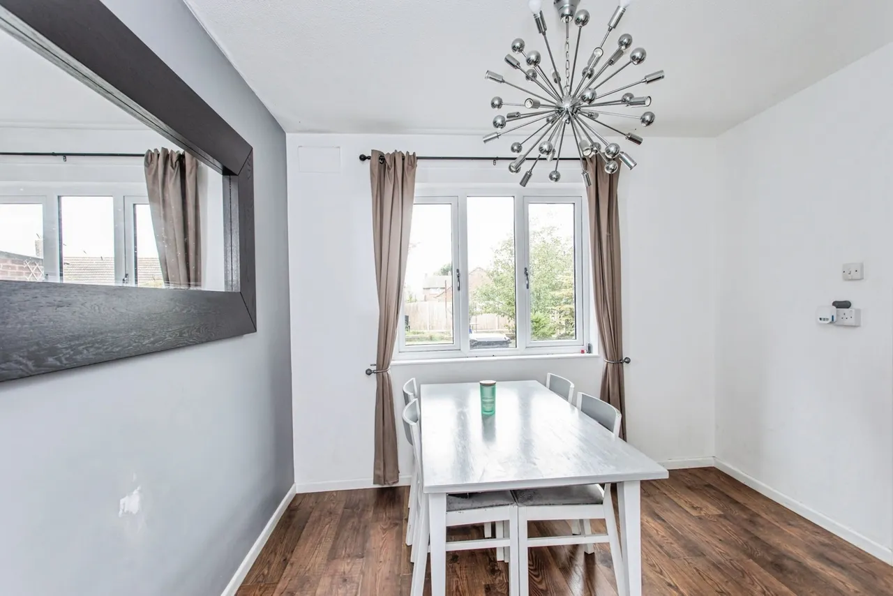 Chaingate Avenue, Southend-on-Sea, Essex, SS2, photo 13