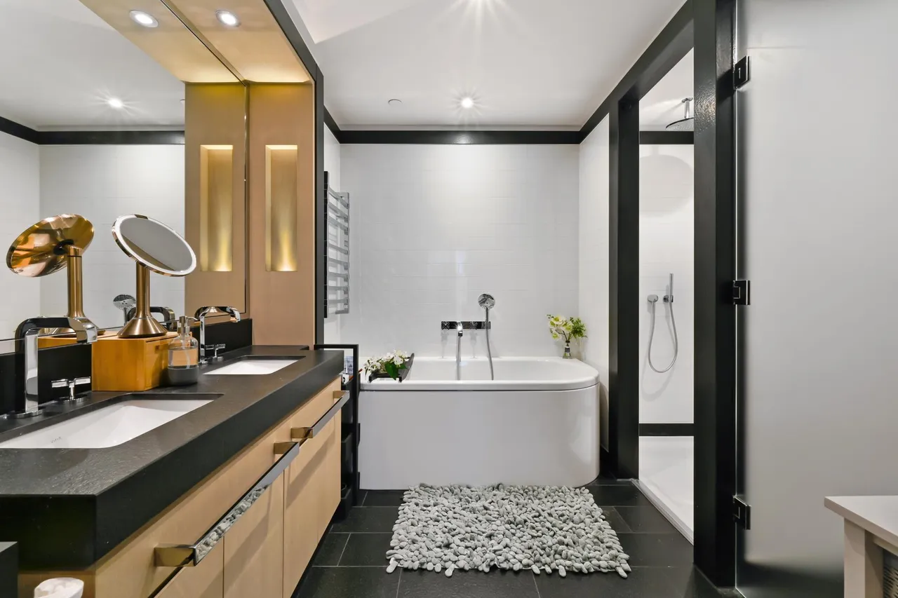 Embassy Gardens, Nine Elms, SW11, photo 9