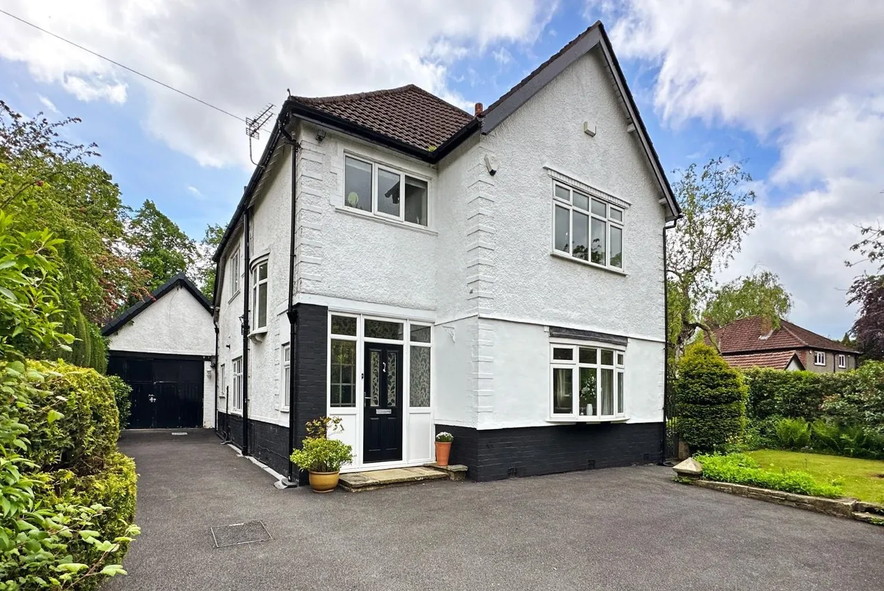 4 bed house for sale — Fairview Road, Timperley WA15 7AR