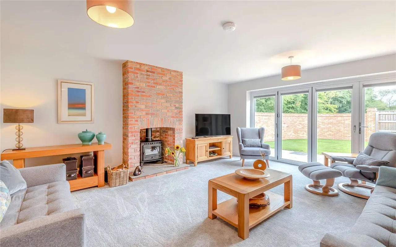 Esher Road, Sudbrooke, Lincoln, Lincolnshire, LN2 2ZG, photo 8