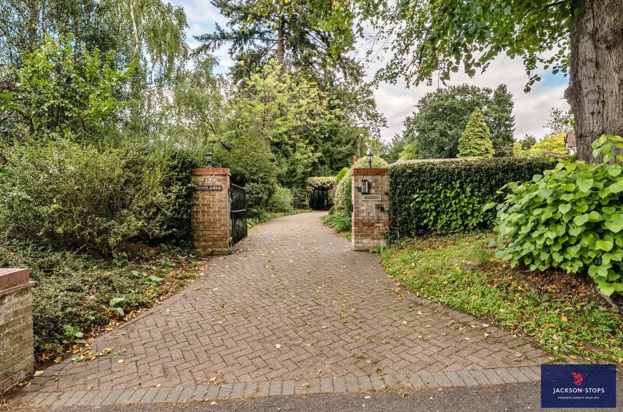 Weathercock Lane, Woburn Sands, MK17, photo 3