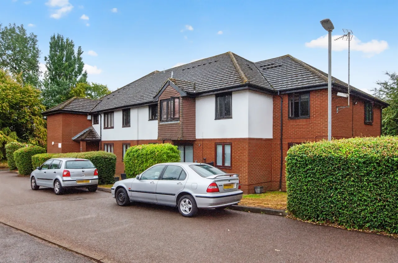 1 bed flat for sale — Hill End Lane, St. Albans