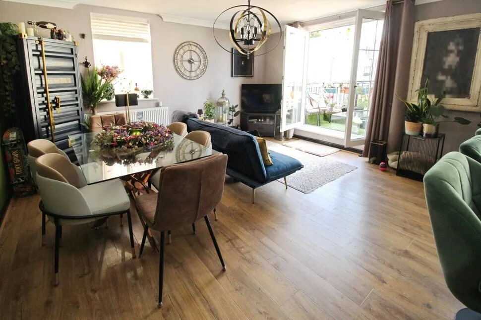 Sally Hill, Portishead, Somerset, BS20, photo 4