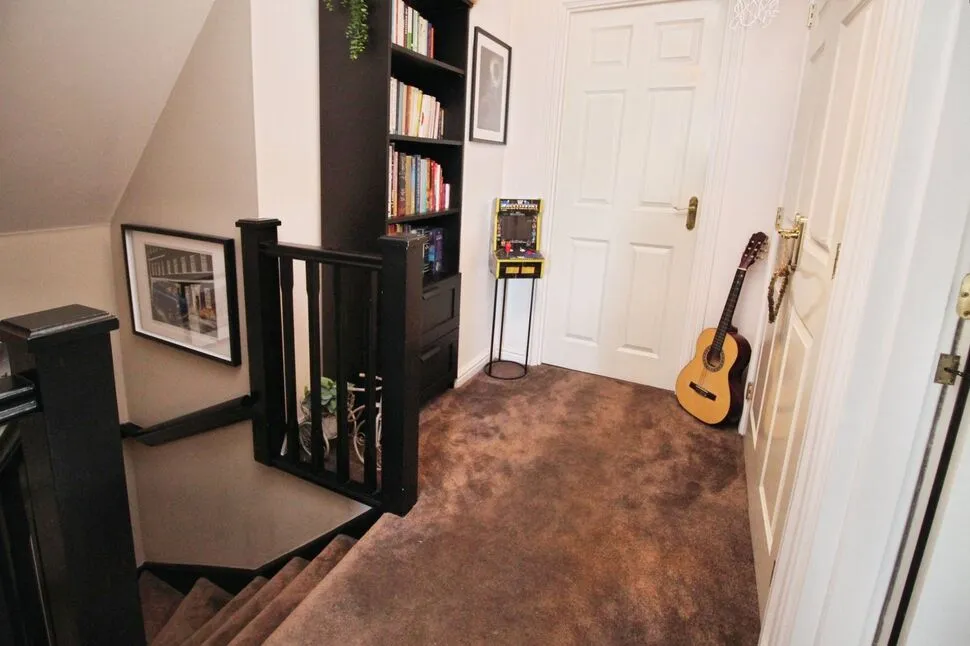 Sally Hill, Portishead, Somerset, BS20, photo 9