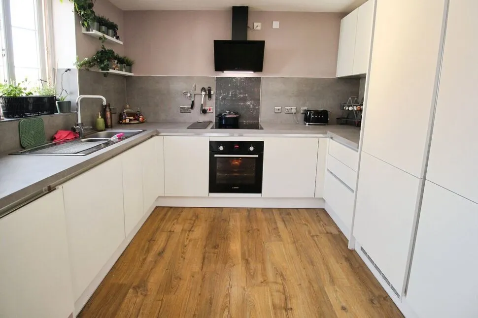 Sally Hill, Portishead, Somerset, BS20, photo 5
