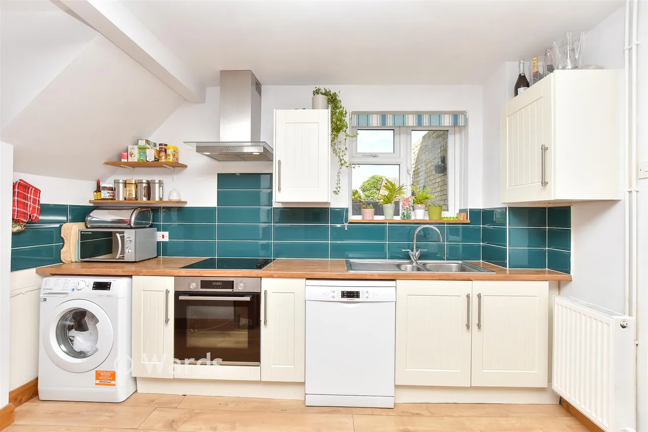 Blenheim Road, Sittingbourne, ME10, photo 6
