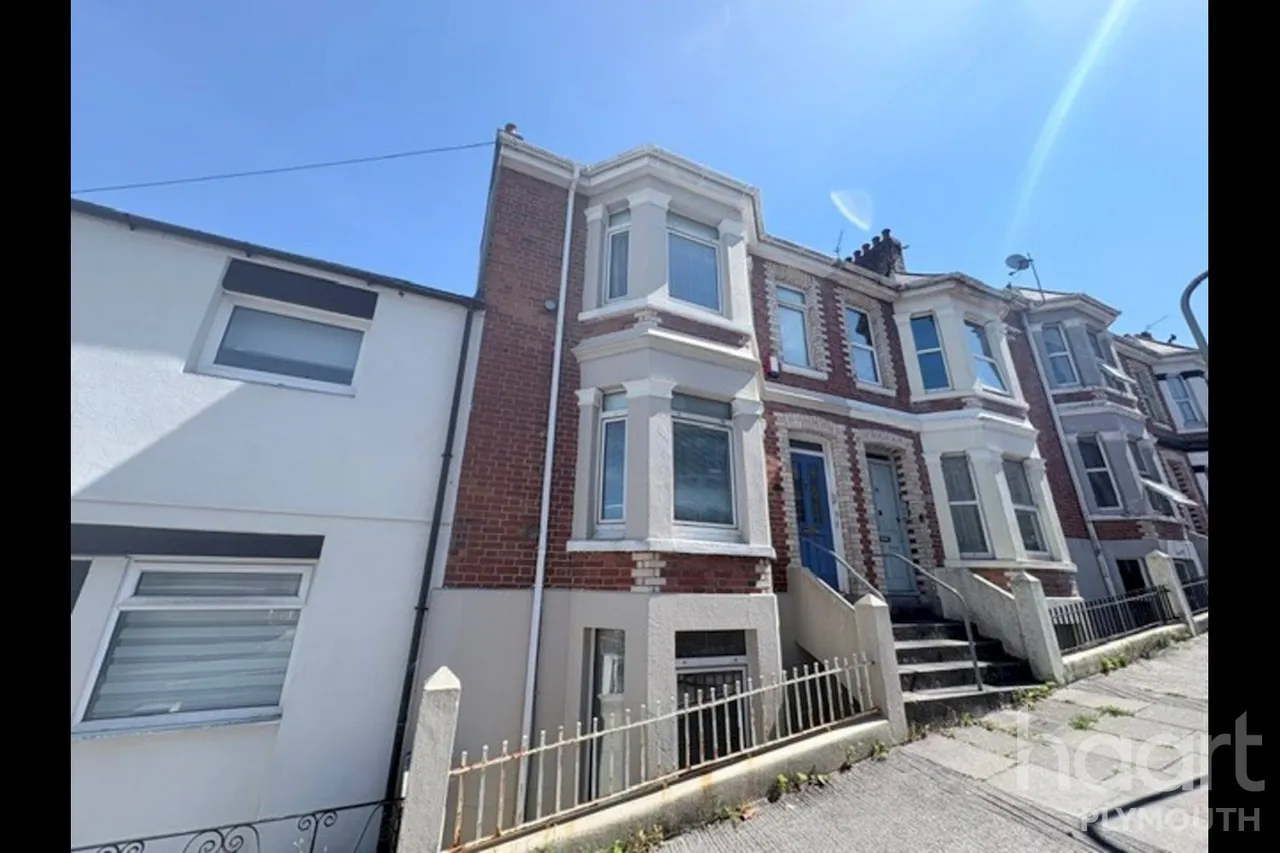 4 bed house for sale, Lincoln Avenue, Plymouth, PL4