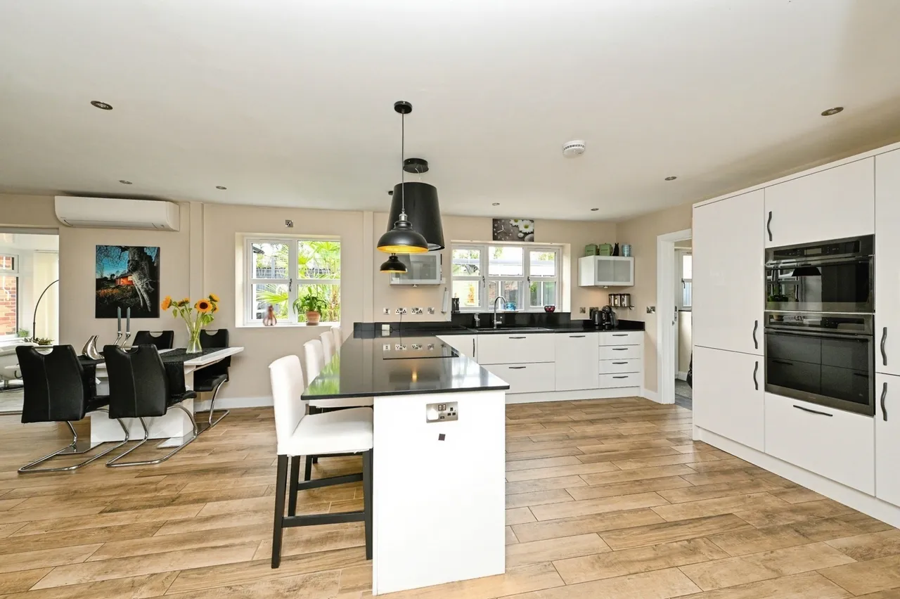 Sherwood Close, Downham Market, Norfolk, PE38, photo 5