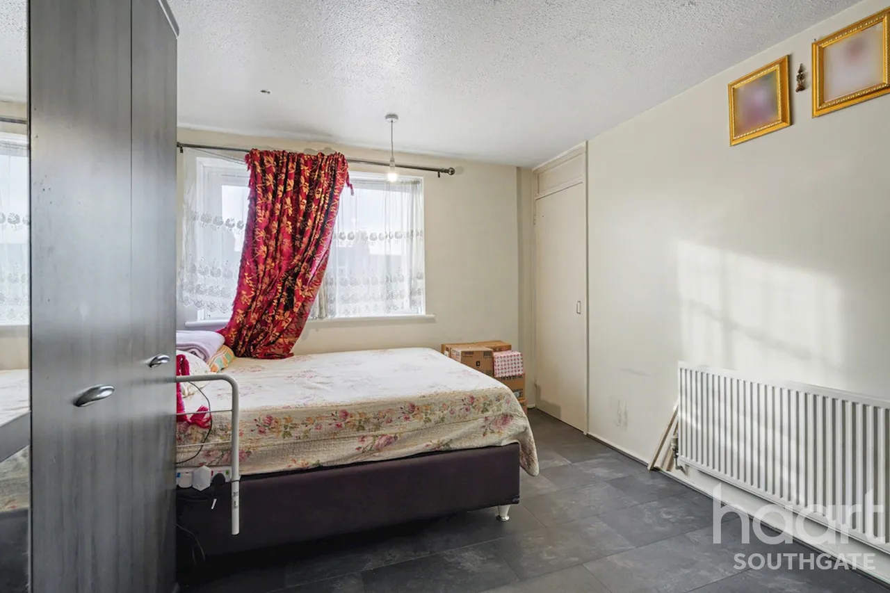 The Sandlings, London, N22, photo 6