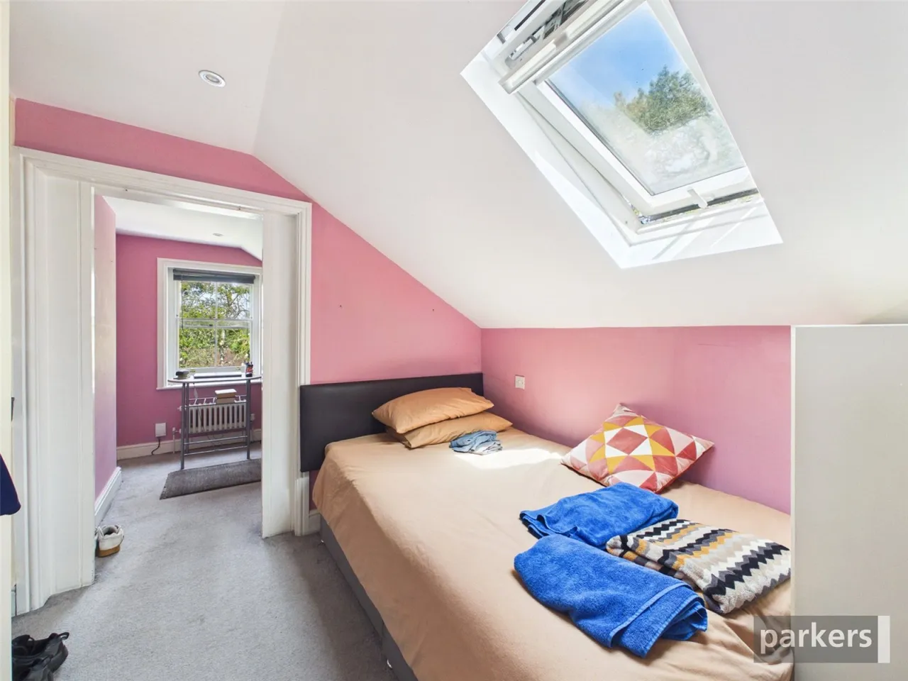 Church Road, Earley, RG6, photo 18