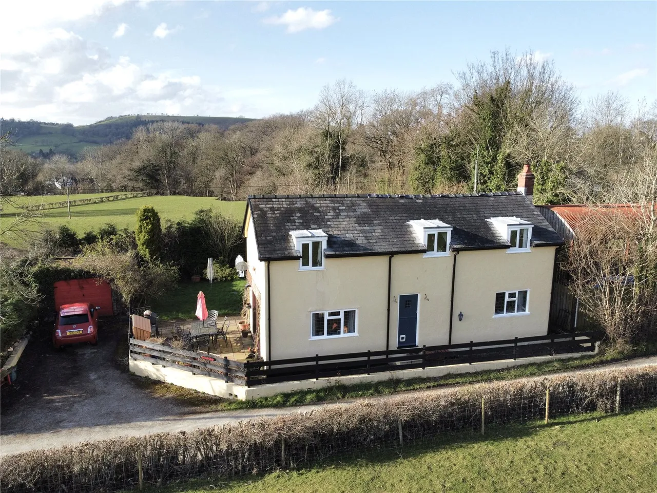 3 bed house for sale, Llandinam, Powys