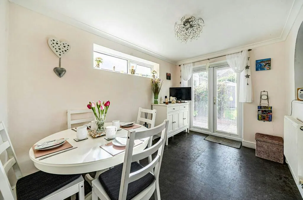 Spindleberry Grove, Nailsea, BS48, photo 9