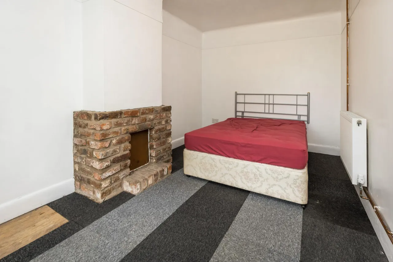 Croeshowell Lane, Wrexham, LL12, photo 10