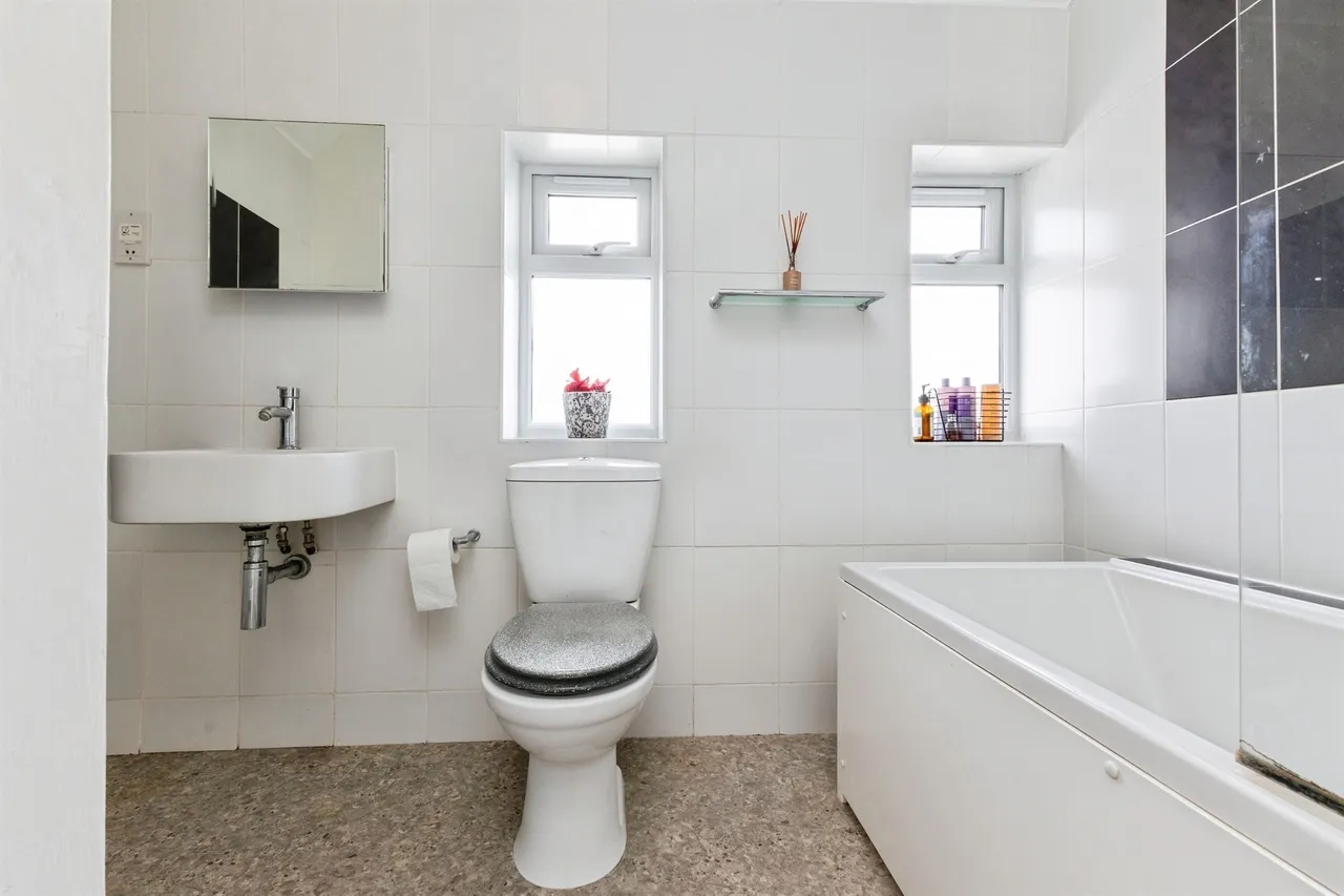 Kennion Road, Wells, BA5, photo 13