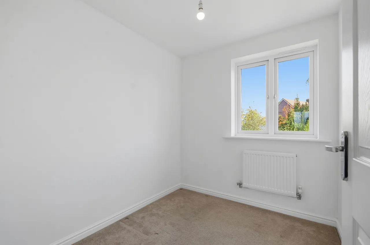 Lark Lane, Old Sarum, SP4, photo 9