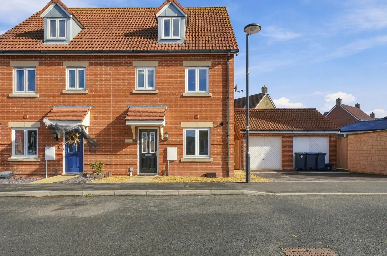 Lark Lane, Old Sarum, SP4, photo 2