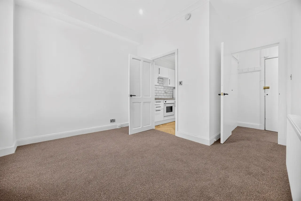 Blackhall Street, Paisley, PA1, photo 3