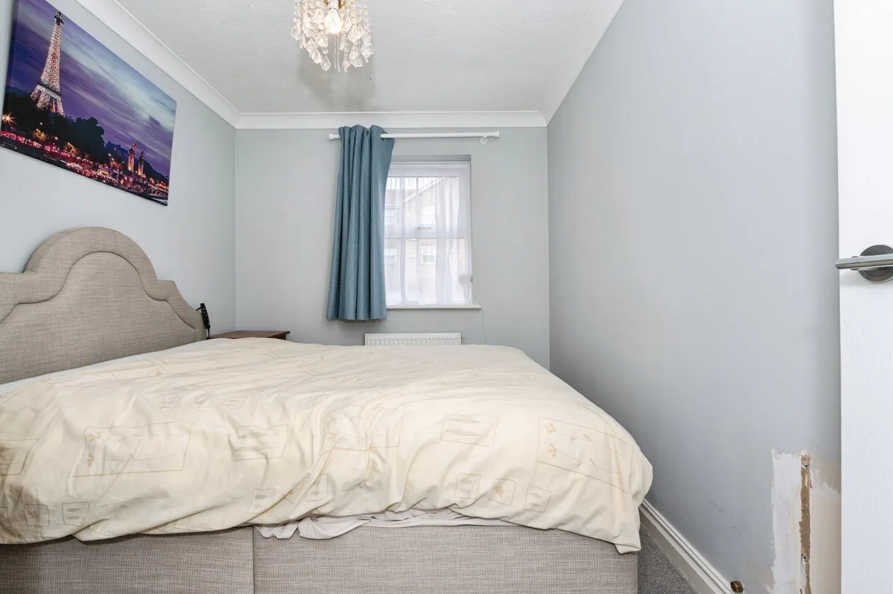 Mounts Road, Greenhithe, DA9, photo 11