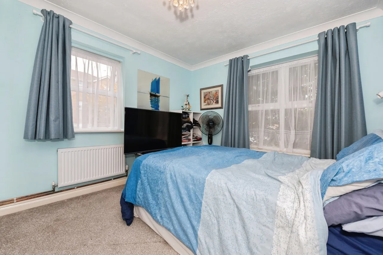 Mounts Road, Greenhithe, DA9, photo 8