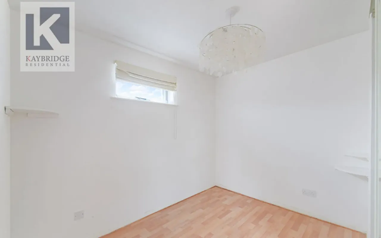 20, Agate House, Percy Gardens - KT4 7RX, photo 5