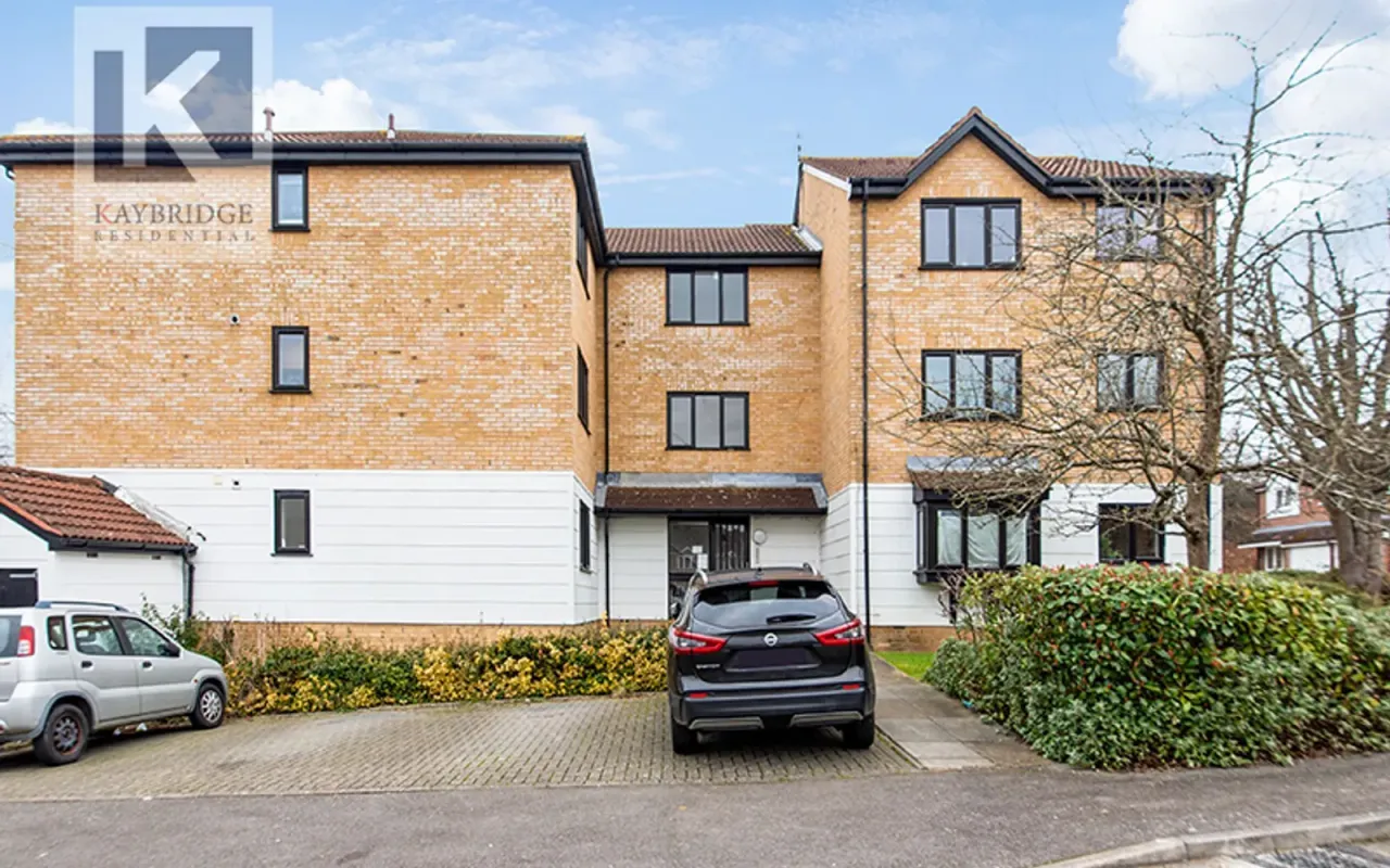 20, Agate House, Percy Gardens - KT4 7RX, photo 12