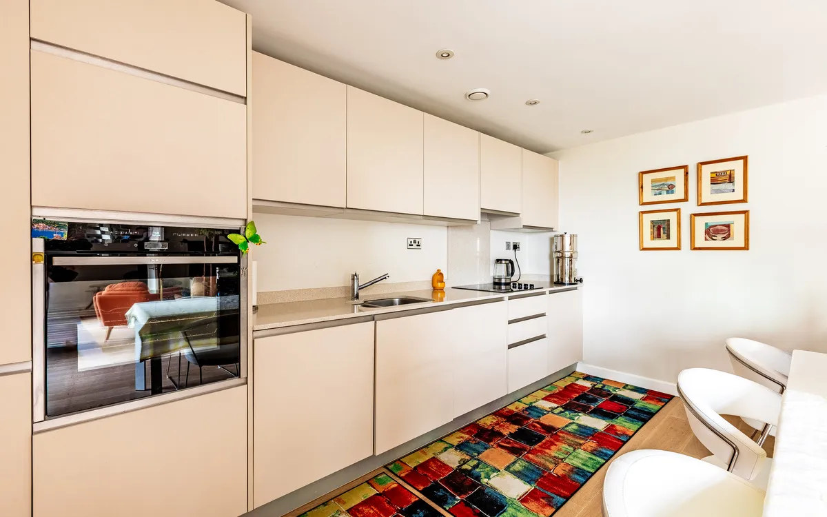Jubilee Place, Central Bristol, BS1, photo 3