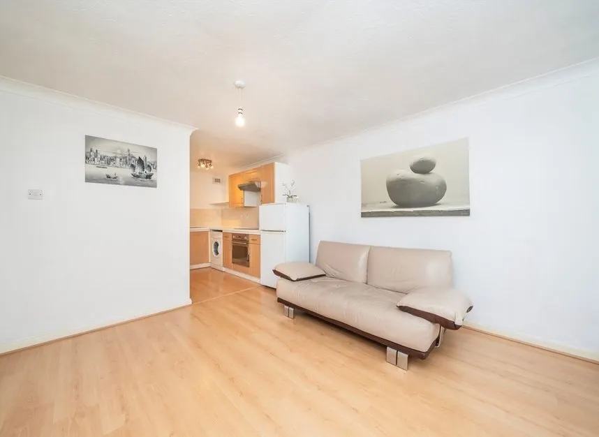 Chaseley Drive, Chiswick, W4, photo 2