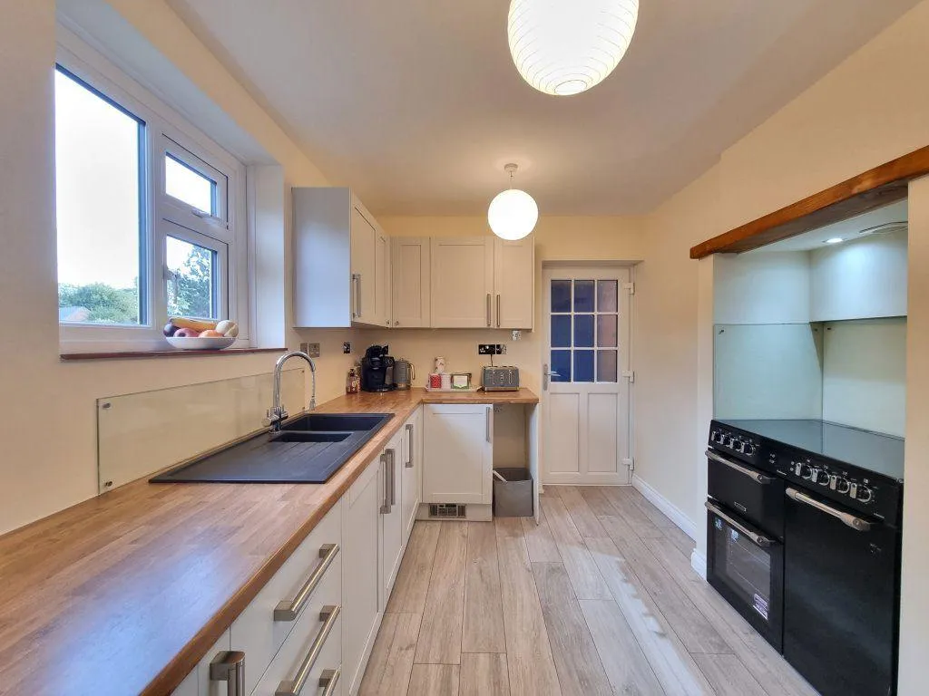 Main Street, Leicester, LE7, photo 7