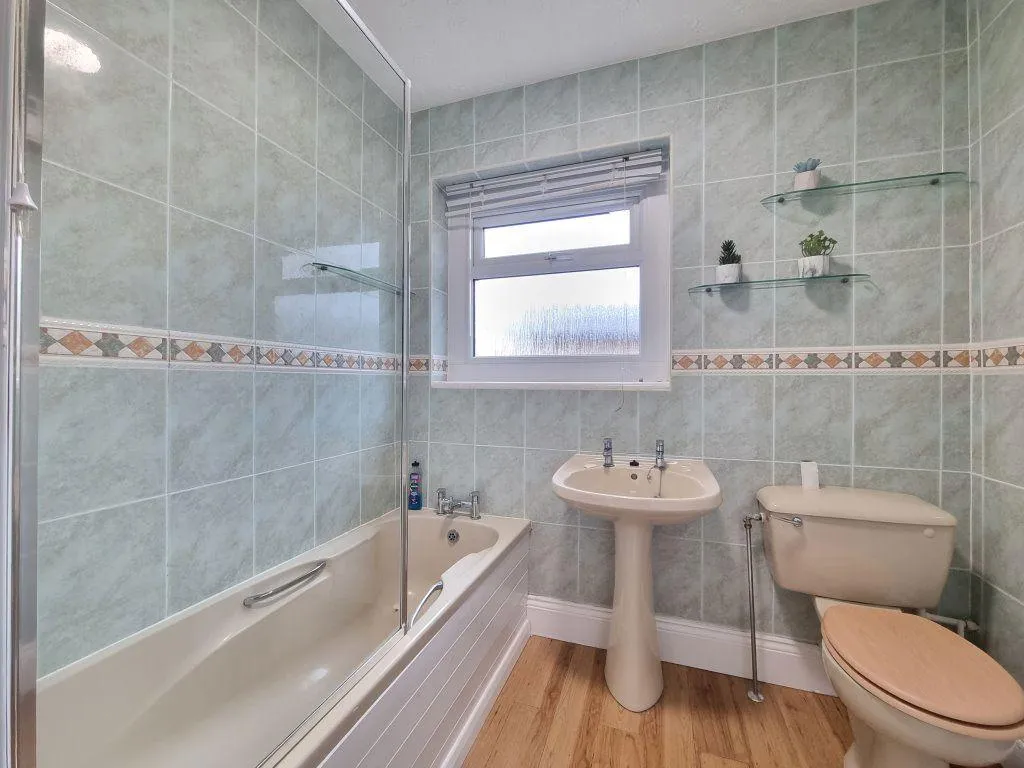 Main Street, Leicester, LE7, photo 15