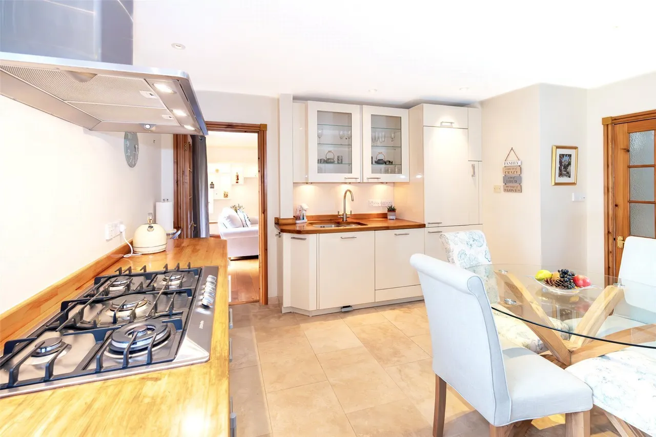 The Old Stables, Langton Long, DT11, photo 6