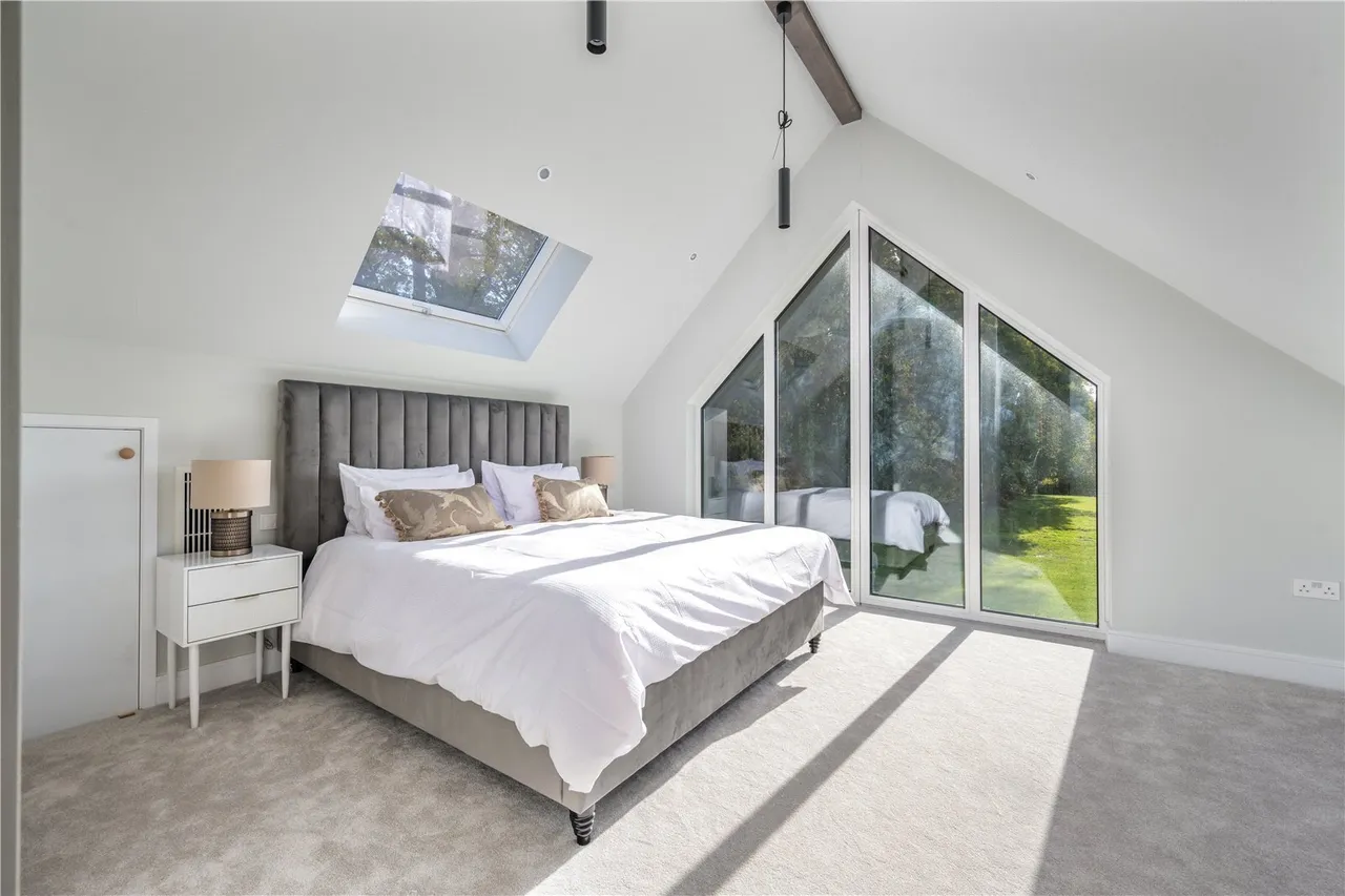 Walliswood, Dorking, RH5, photo 3