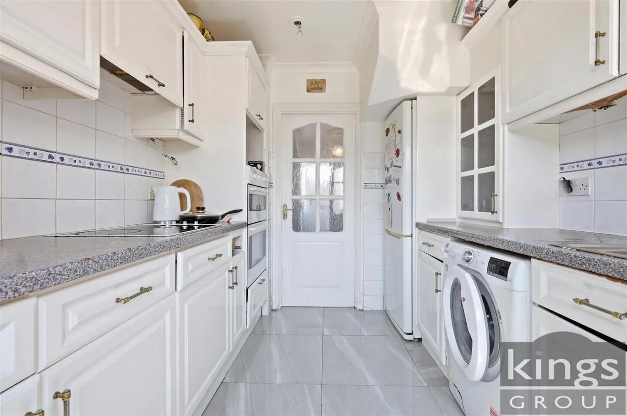 Holmesdale, Waltham Cross, photo 6