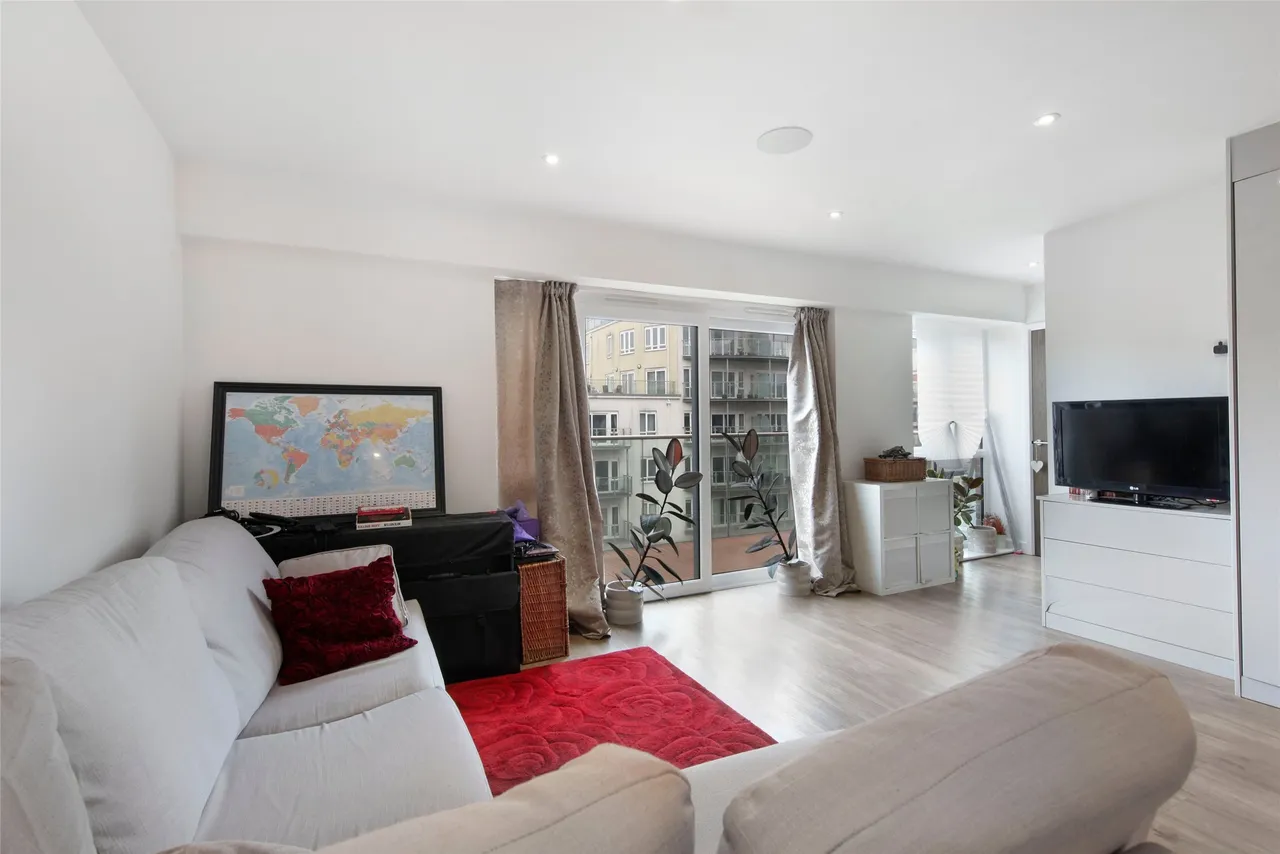 1 bed flat for sale — Boulevard Drive, London, NW9 5QF