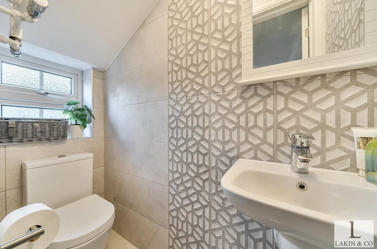 Pastures Mead, Hillingdon, UB10 9PX, photo 12