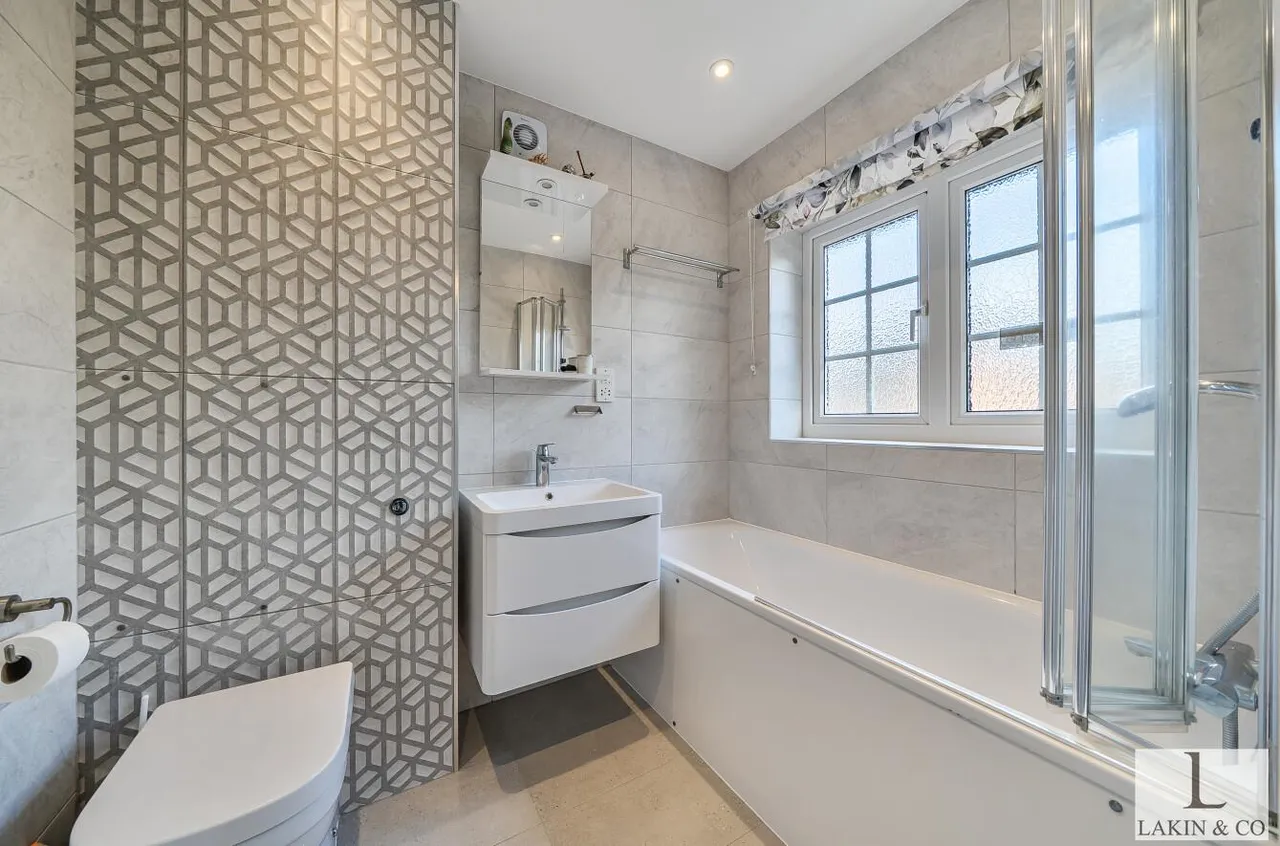 Pastures Mead, Hillingdon, UB10 9PX, photo 11