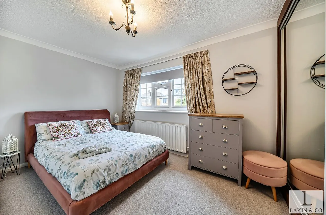Pastures Mead, Hillingdon, UB10 9PX, photo 8