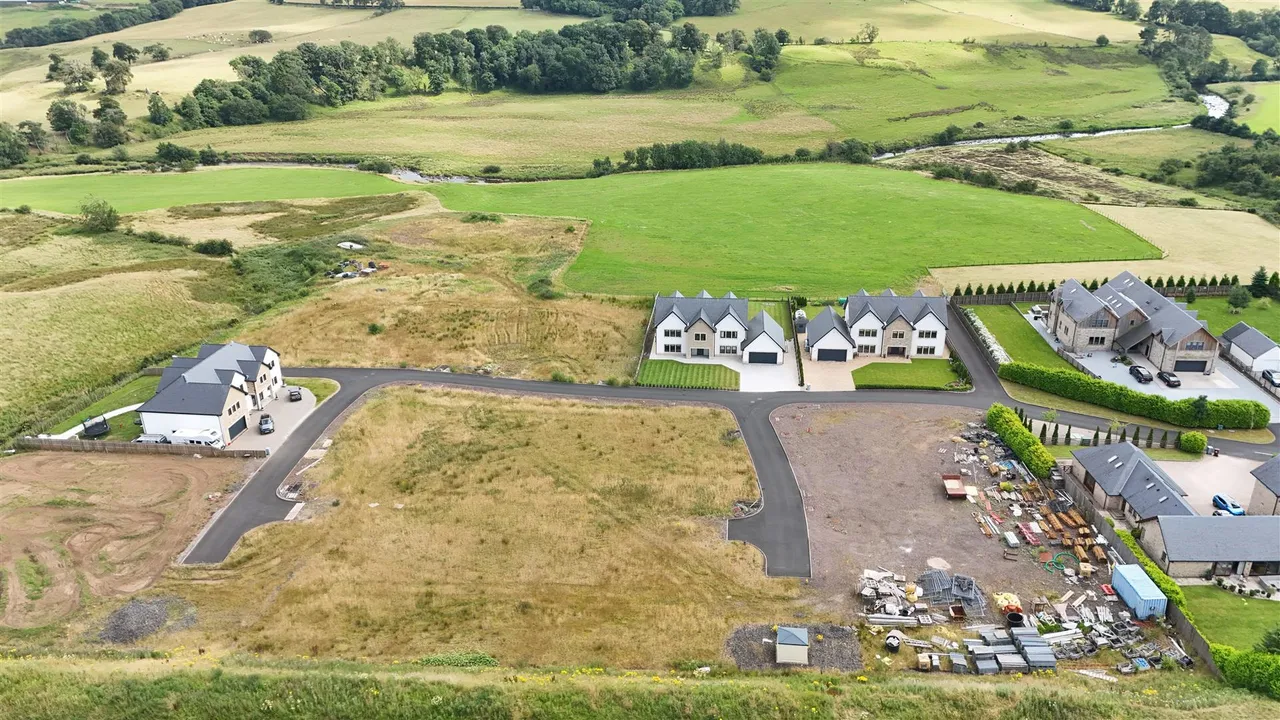 Floors Farm, Stonehouse Road, Strathaven, South Lanarkshire, ML10 6TA, photo 11