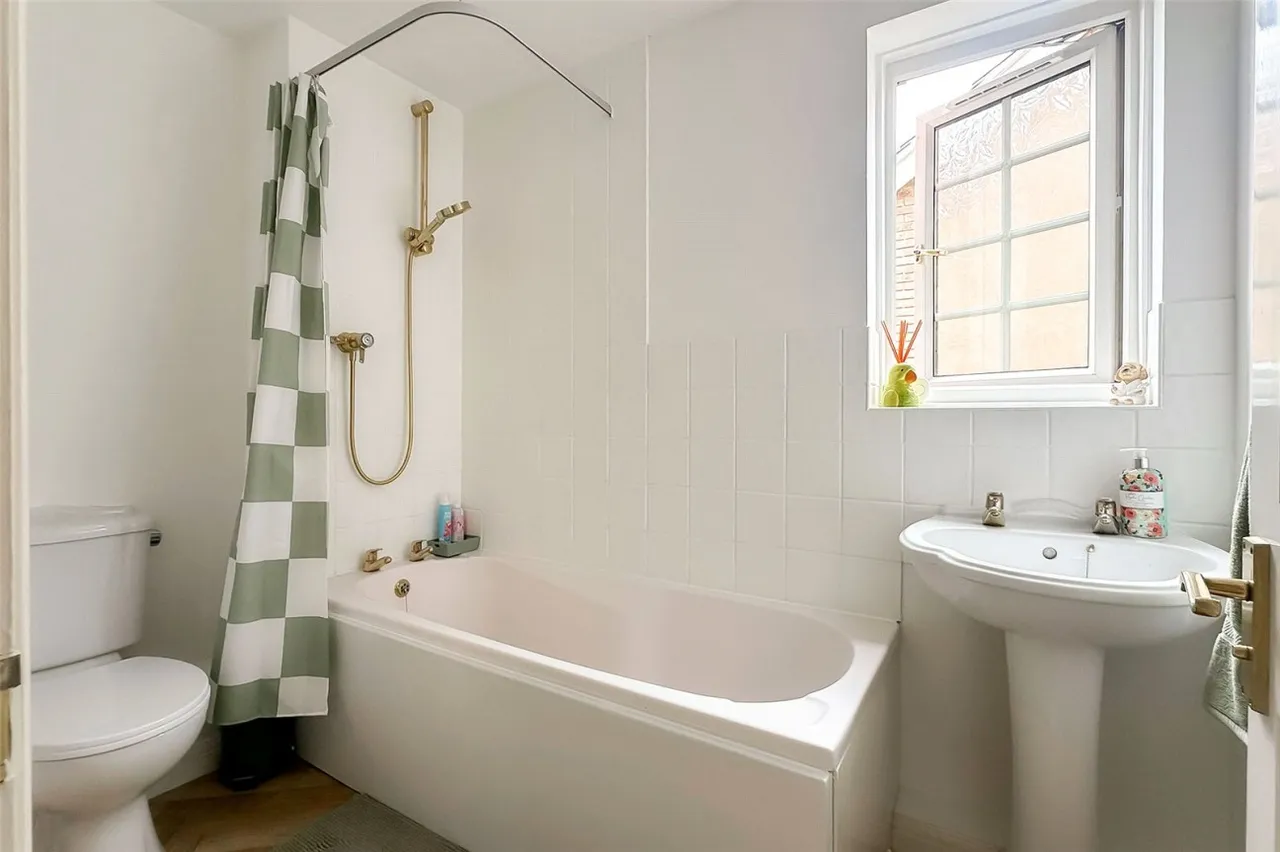 Littlehampton, BN17, photo 7