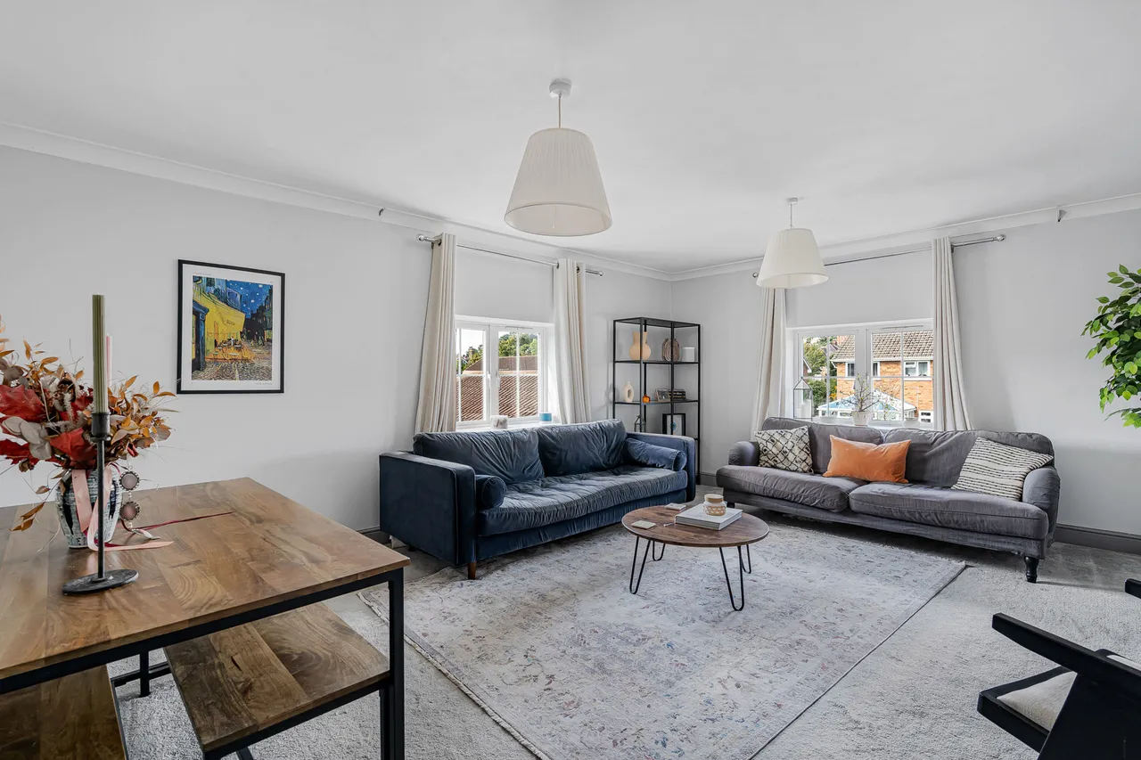Llanaway House, Meadrow, GU7, photo 2