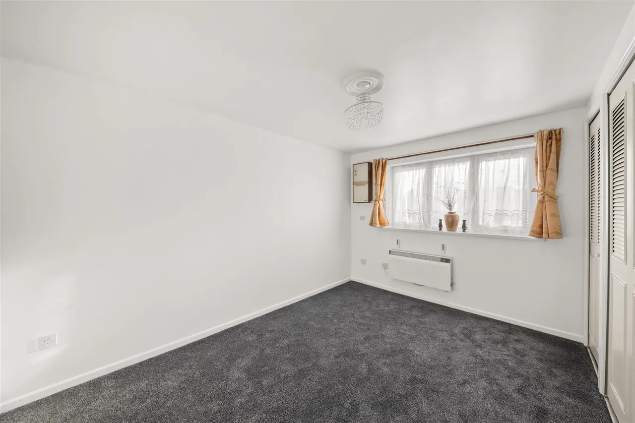 Beaulieu Close, Hounslow, photo 5