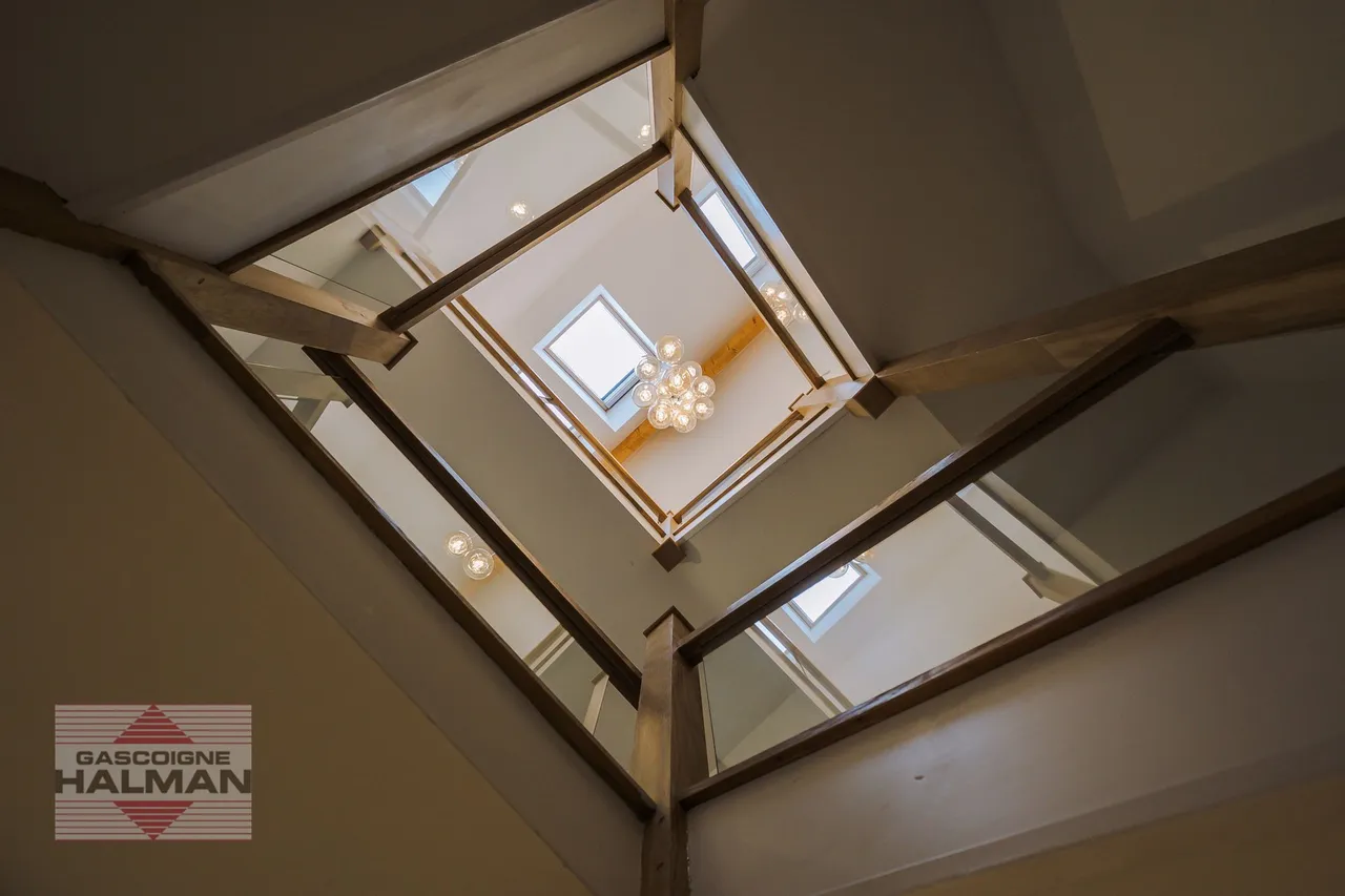 Brooklands Crescent, Sale, photo 21