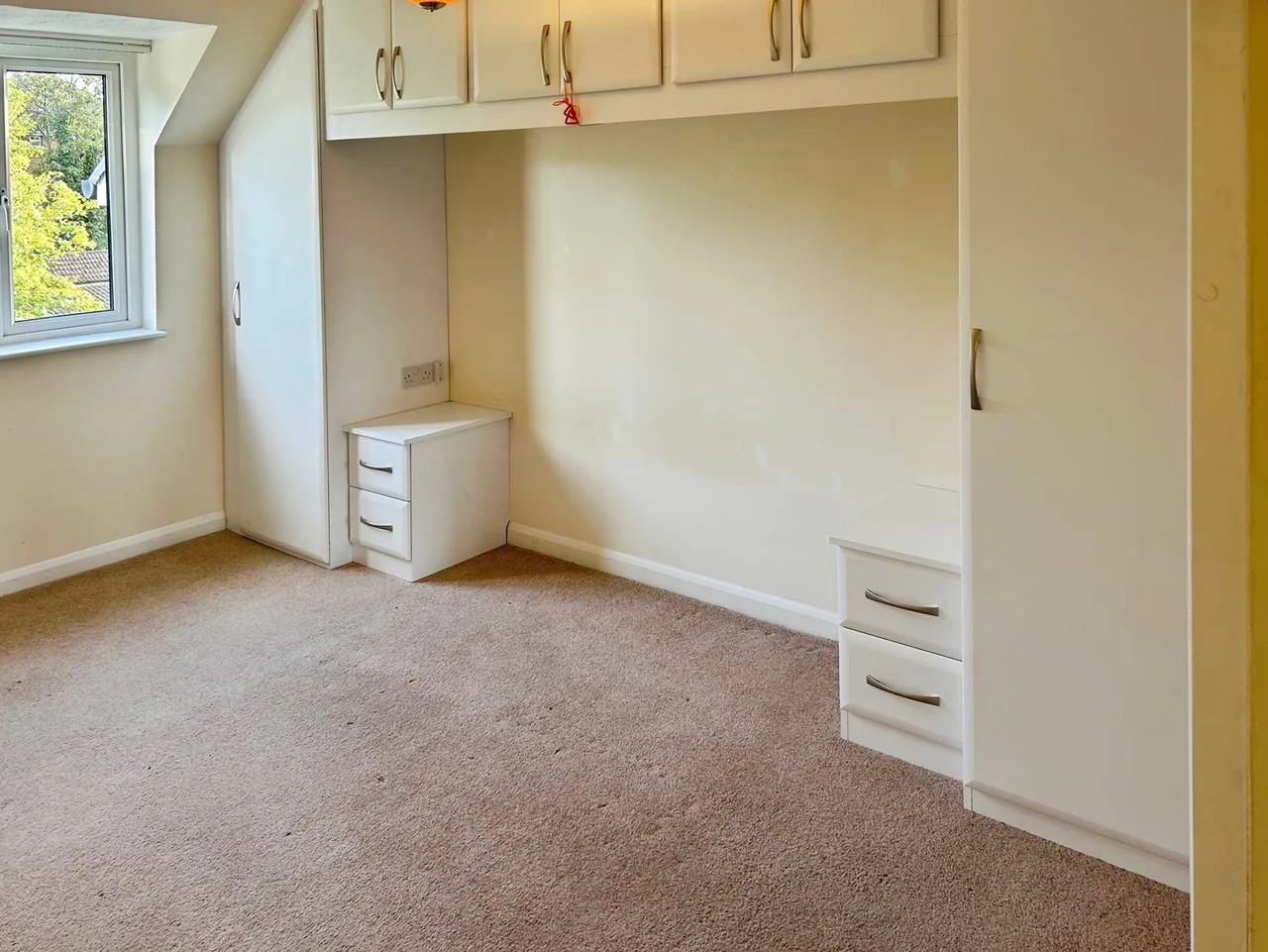 Upper Gordon Road, Camberley, GU15, photo 4