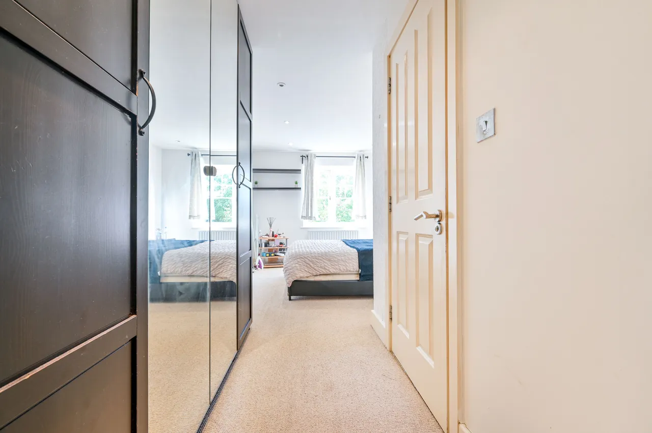 Flat 4, 322 Ewell Road, Surbiton, photo 8