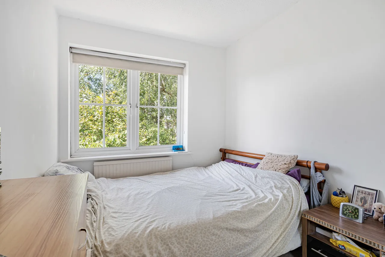 Larkfield, Cobham, KT11, photo 8