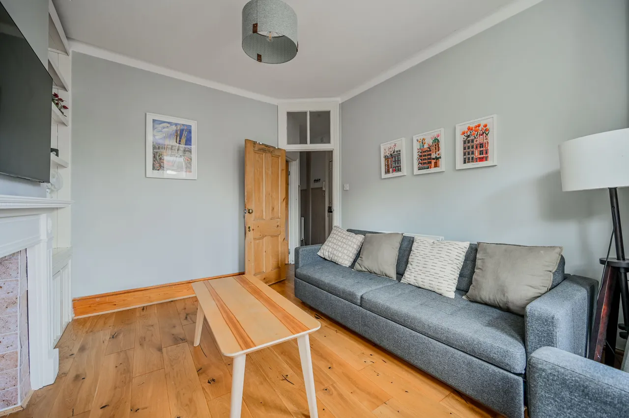 95 Birkbeck Mansions, Birkbeck Road, London, photo 9