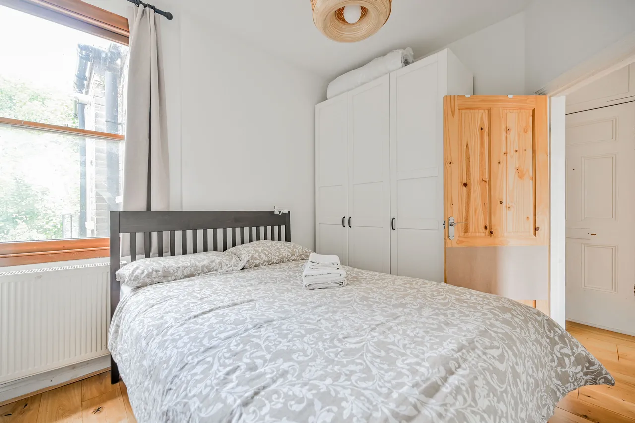 95 Birkbeck Mansions, Birkbeck Road, London, photo 6