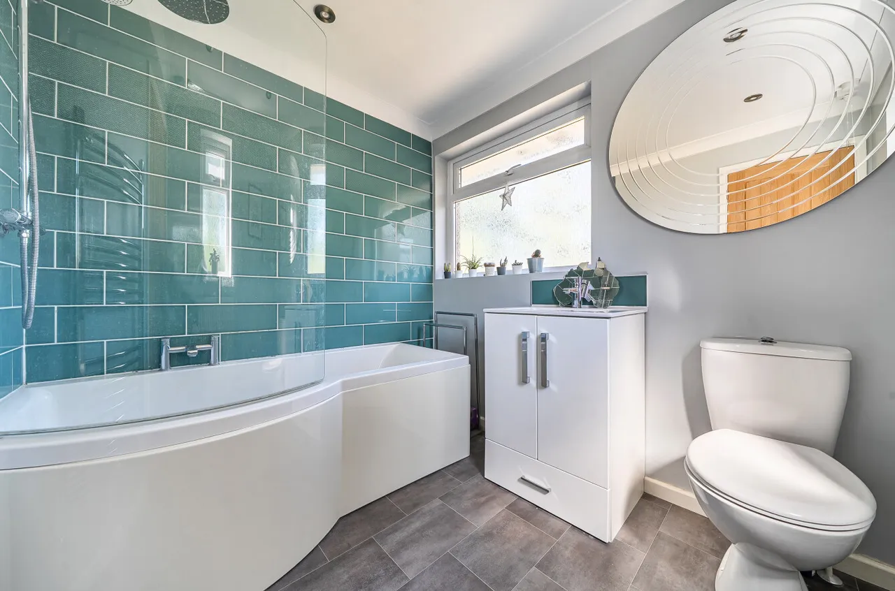 Heathfield Close, Chandler's Ford, SO53, photo 12