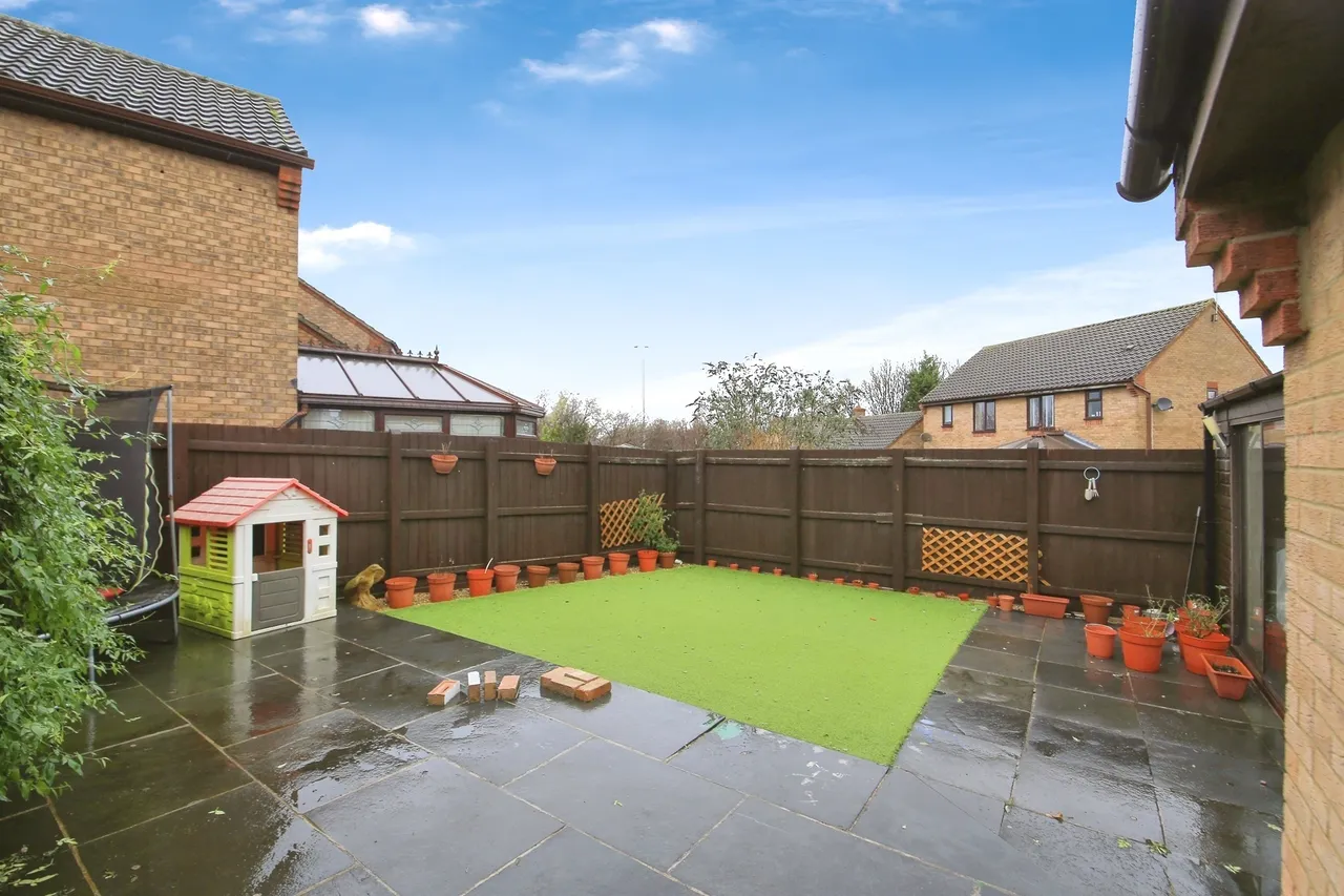 Hoylake Drive, Peterborough, PE7, photo 3